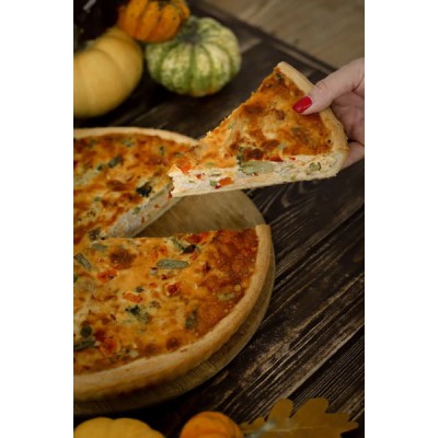 Пиріг з куркою та овочами