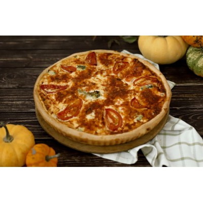 Пиріг з лососем та броколі