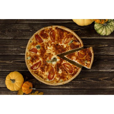 Пиріг з лососем та броколі