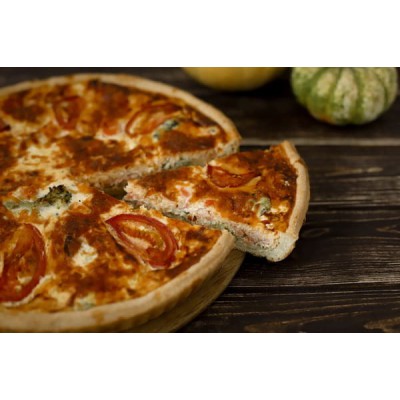 Пиріг з лососем та броколі