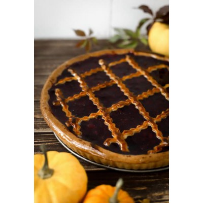 Пиріг з вишнею та заварним кремом